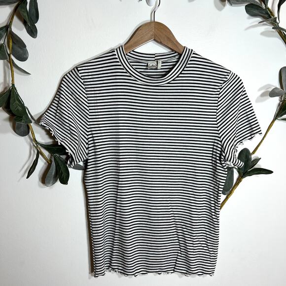 Black and White Striped Tee - Picture 1 of 4